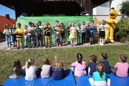 SPREJEM PRVOŠOLČKOV UNEC 16 FOTO LJUBO VUKELIČ